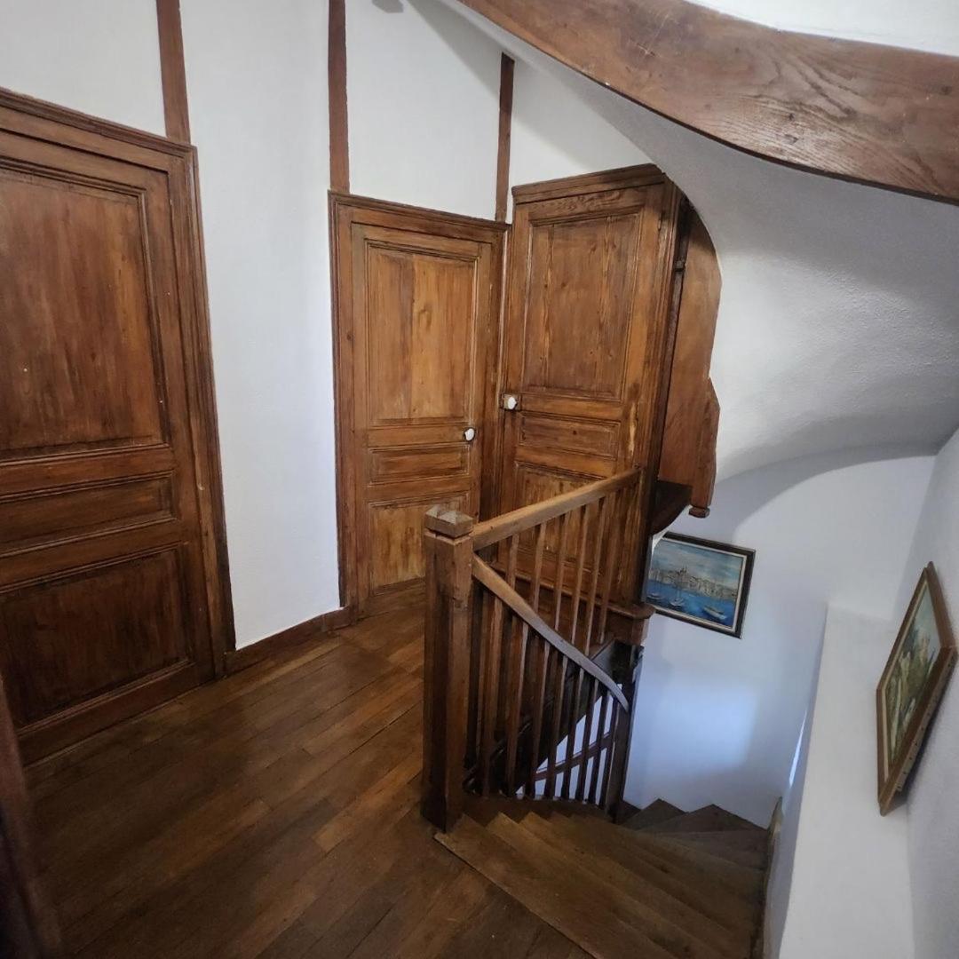 Maison Bourgogne Château-Chinon المظهر الخارجي الصورة